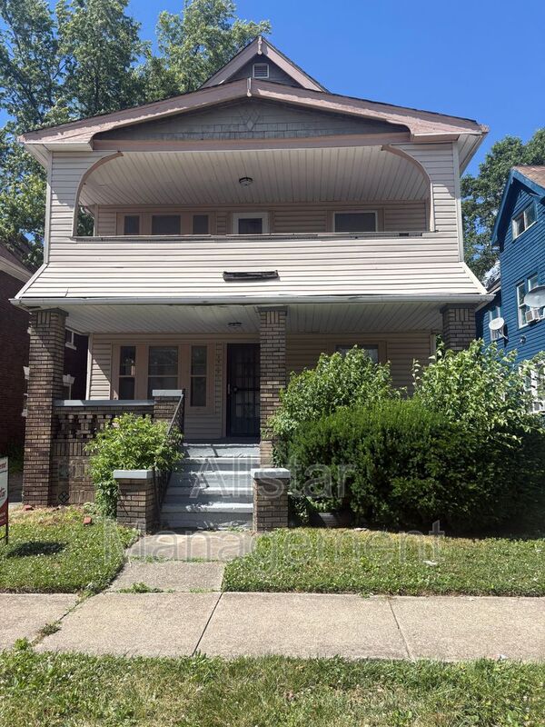 Cleveland Condo: 11909 Parkhill Avenue