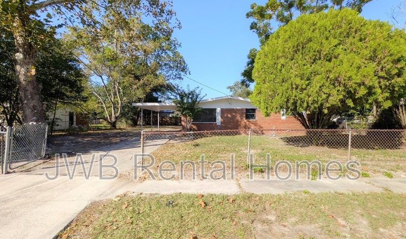 Jacksonville House: 5638 Tempest St