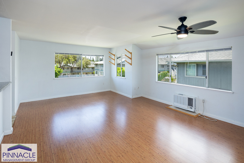 Mililani Townhome: 95-1137 Makaikai St. #64