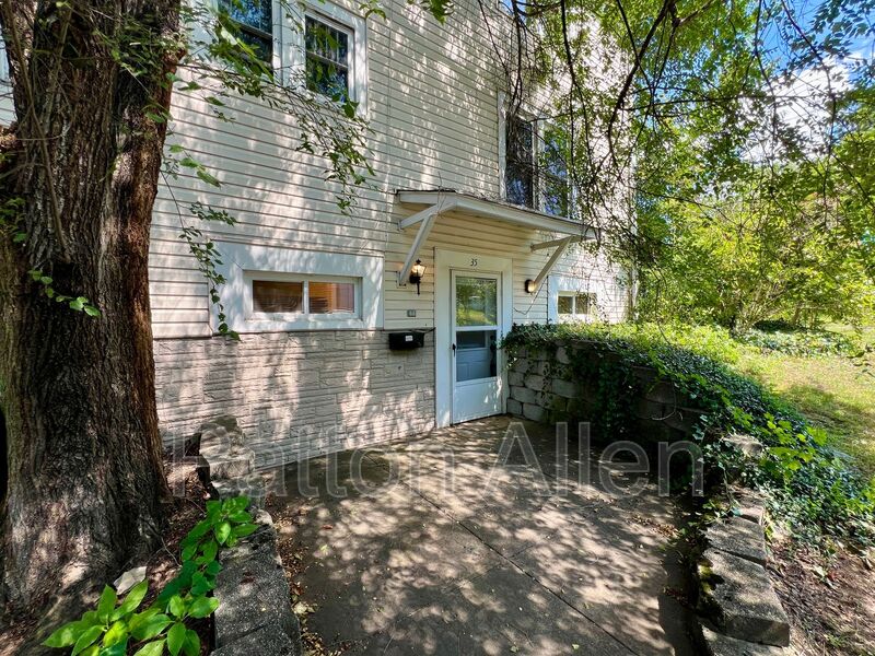 Asheville Condo: 35 Herron Ave
