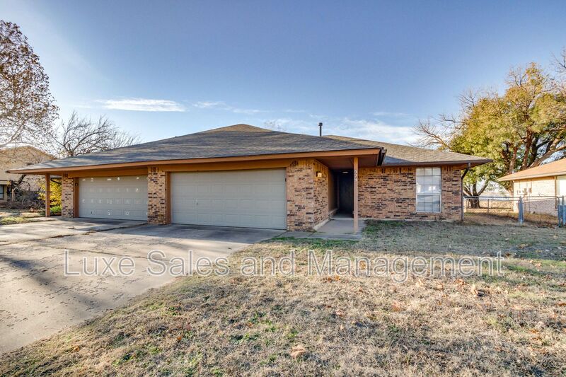 Oklahoma City House: 529 N Davis Avenue