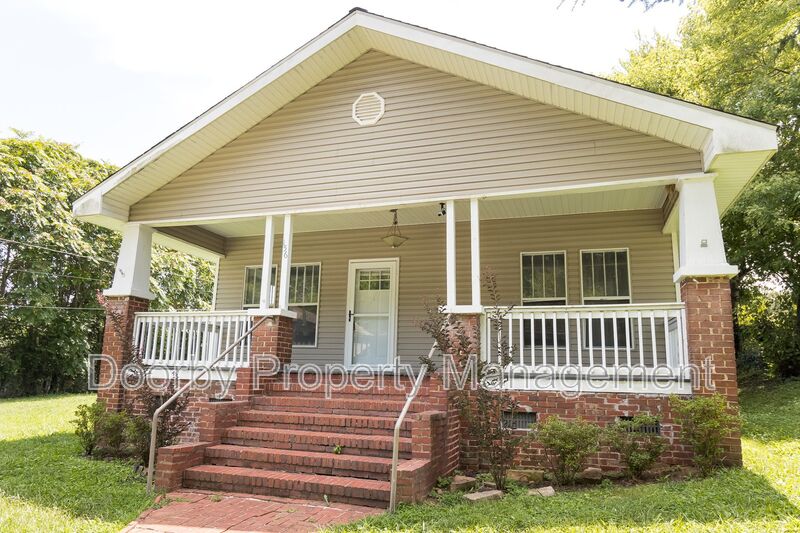 Chattanooga House: 156 Signal Hills Drive