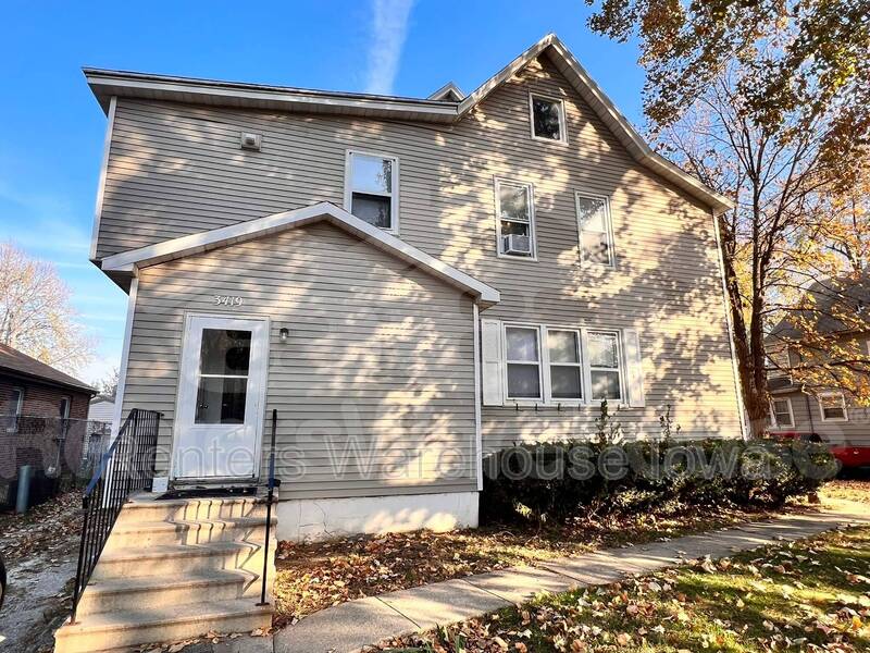 Des Moines House: 3419 1st St