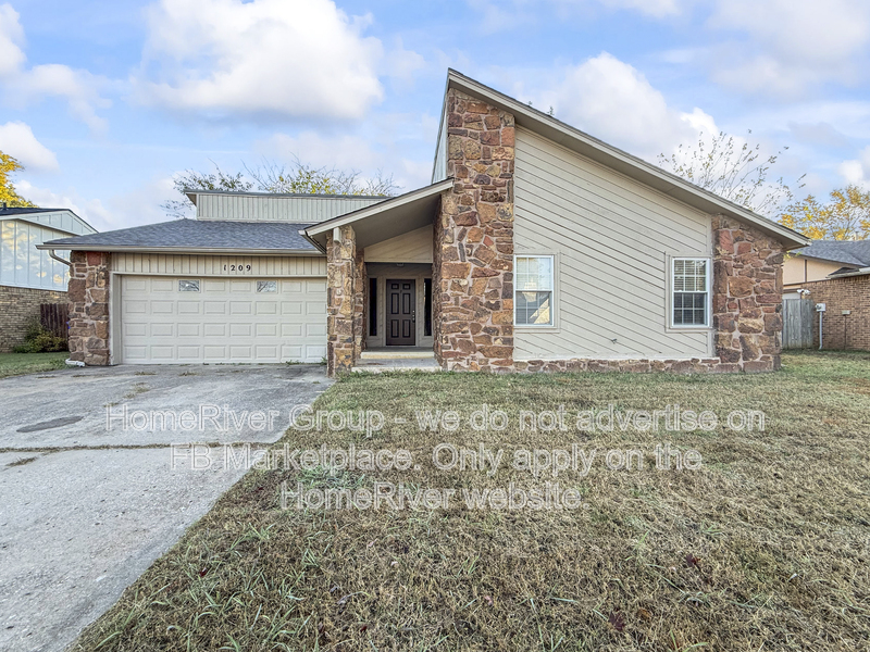 Broken Arrow House: 1209 S 29th St