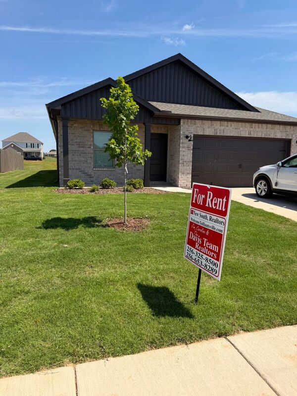Hazel Green House: 143 Havner Drive