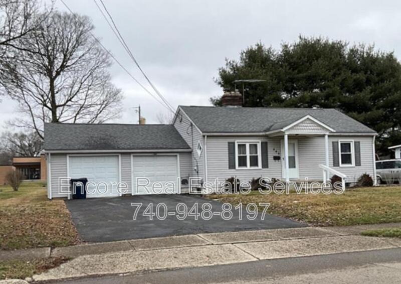 Newark House: 448 Moull St