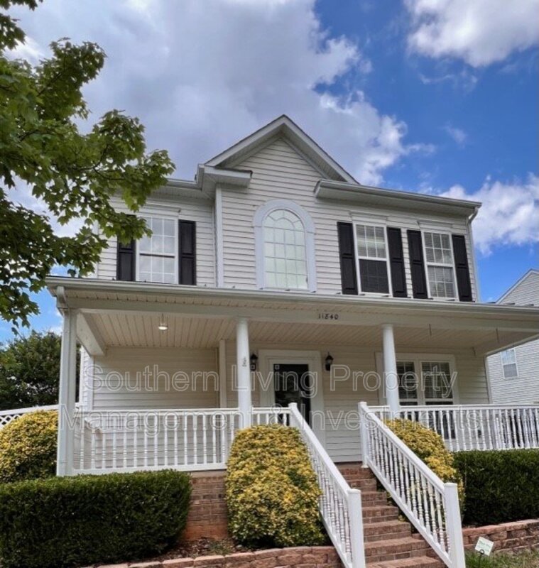 Charlotte House: 11840 Royal Castle Court