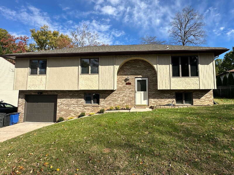 Bel Air House: 4 Dewberry Way