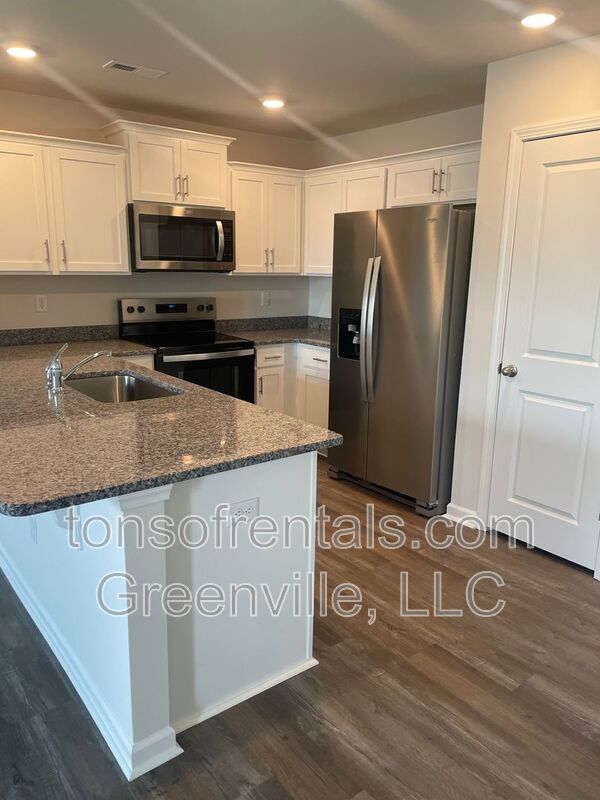 Greer Townhome: 808 Embark Circle