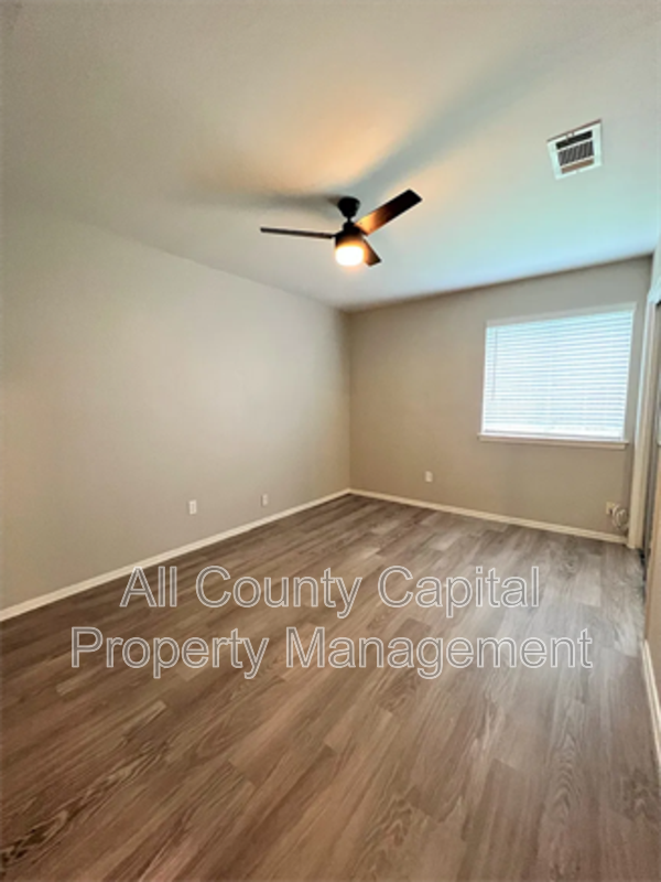 Main Rental Photo 11