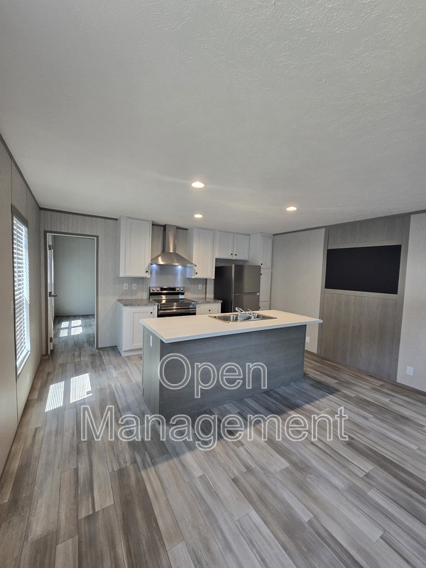 Joplin House: 4511 Dirt Rd