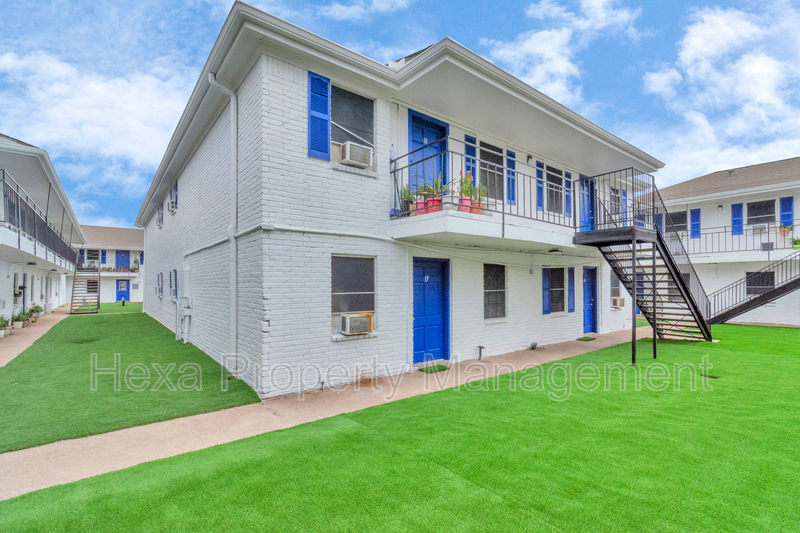 Request a Viewing for 11211 S Post Oak Rd., 1 bedroom Unit 66 Tenant Turner