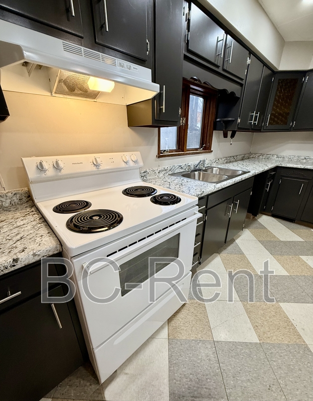 Beaver Falls House: 1124 4th Ave