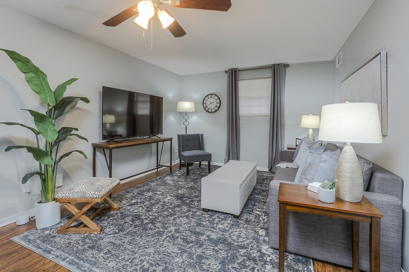 Overland Park Condo: 8325 Lowell Avenue - 8325-4
