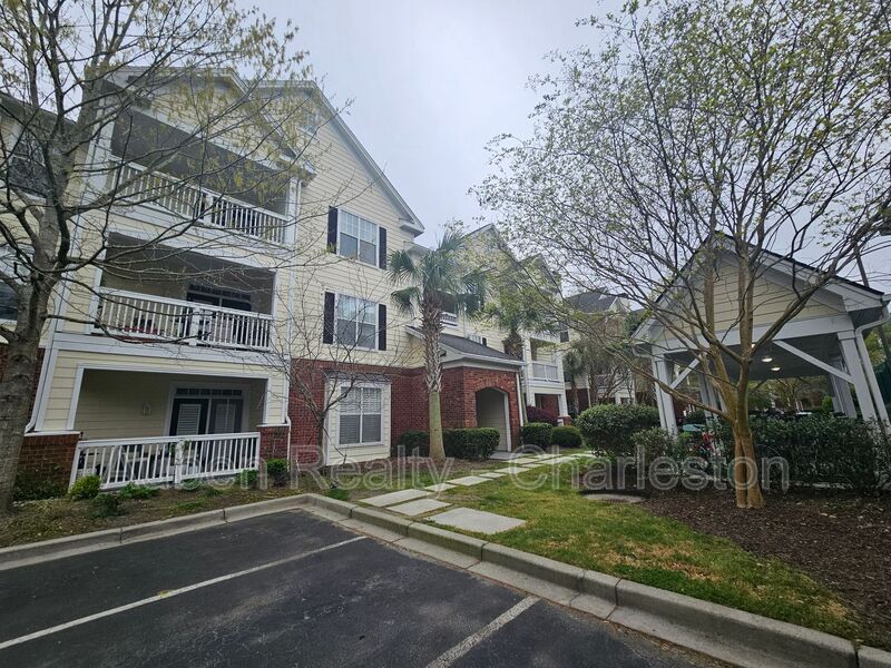 Charleston Condo: 45 Sycamore Ave