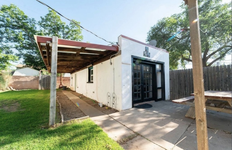 Lubbock House: 3017 28th Street - Back House (New)