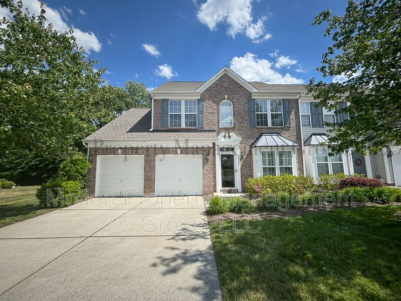 Concord House: 9535 Shumacher Ave NW