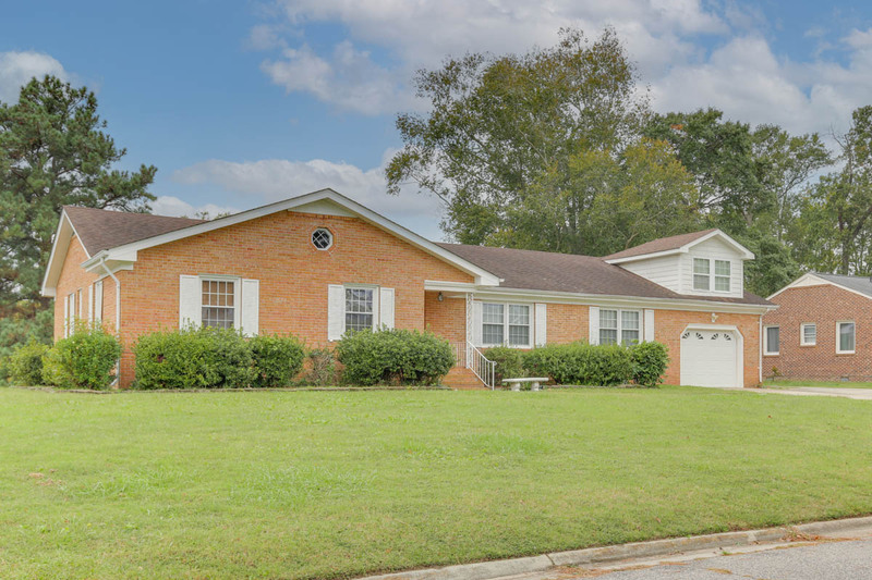 Portsmouth House: 182 Yorkshire Rd