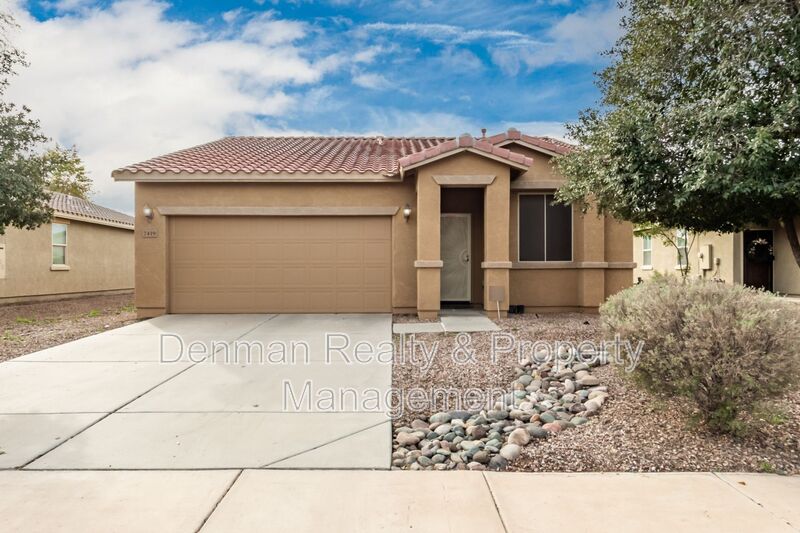 Laveen House: 7419 W. Glass Lane