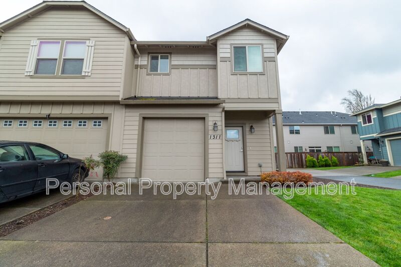 Vancouver Townhome: 1311 NE 82nd Way
