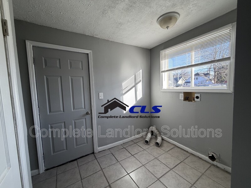 Terre Haute House: 1543 3rd Avenue