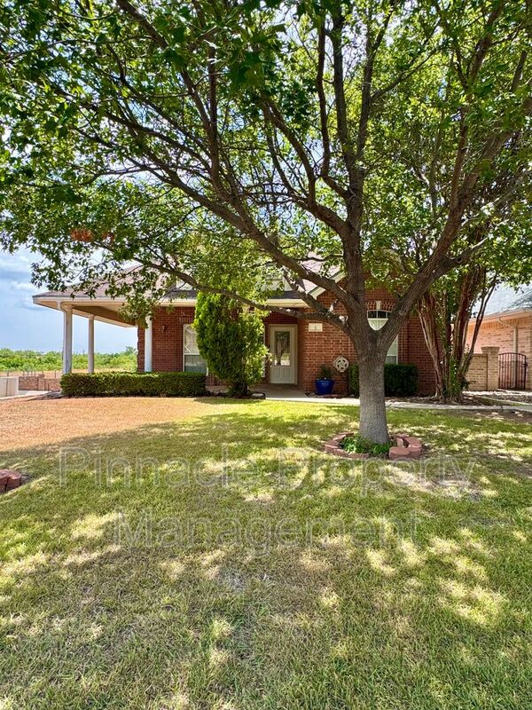 San Angelo House: 1 Southridge Dr