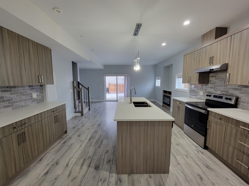Kelowna Townhome: 1056 Martin Ave