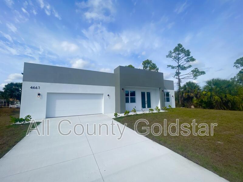 North Port House: 4661 Fairlane Dr