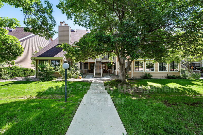 Boulder Condo: 5920 Gunbarrel Ave