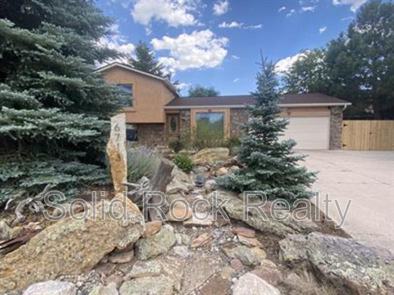 Colorado Springs House: 6713 Fredrick Drive