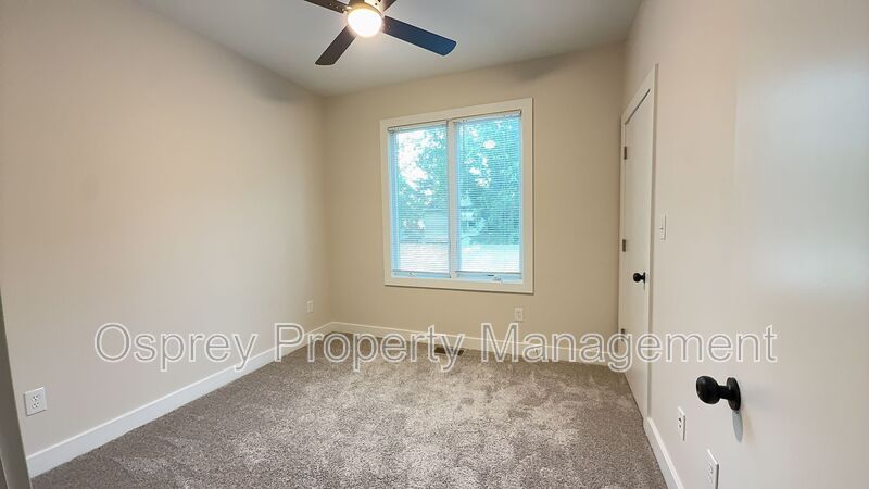 3BR Home w/ 2-Car Garage | Prime Norfolk Location - Photo 17