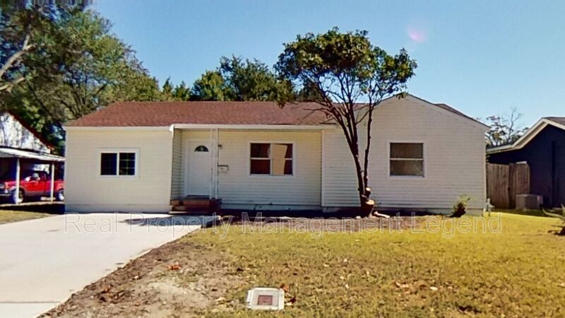 Irving House: 2320 Brockbank Dr