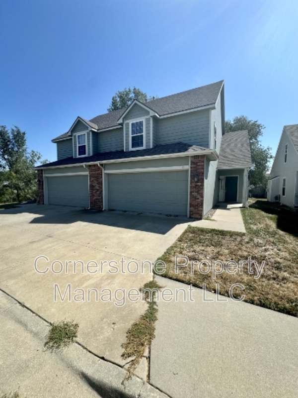 Lawrence House: 1500 East 24th Street D1