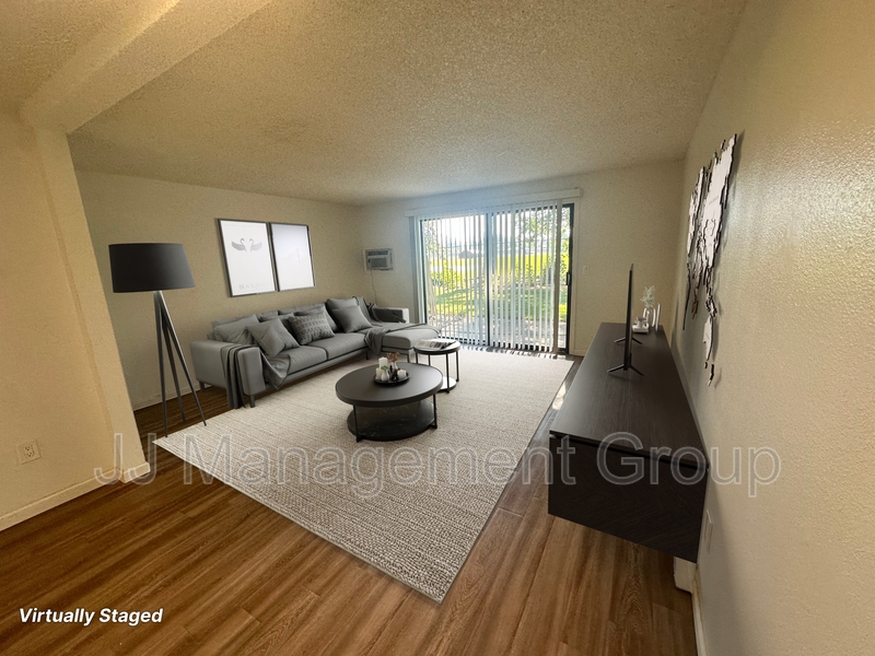 Spokane Condo: 3414 South Grand Boulevard