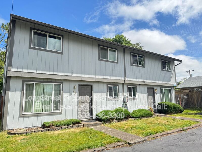 Corvallis Condo: 933A NW Sequoia Ave