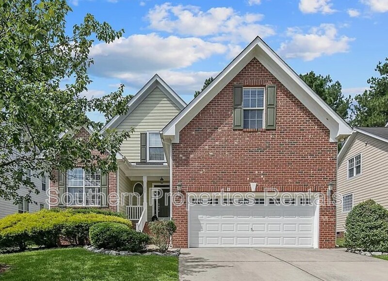 Spring Lake House: 177 Lamplighter Way