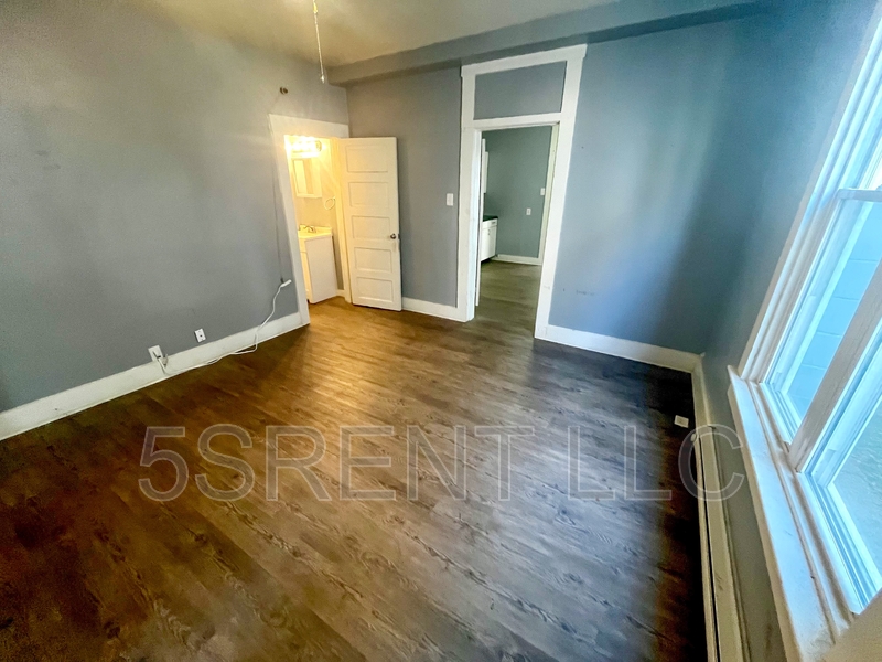 Greenville Condo: 406 Gray Ave