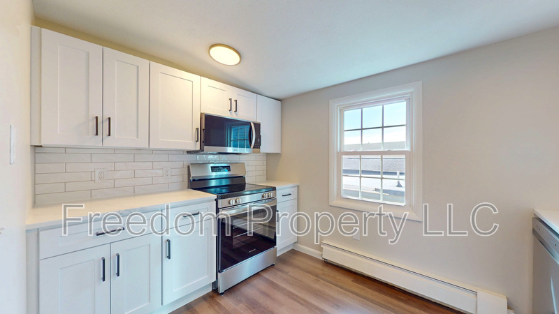 Southington House: 12 Liberty Street