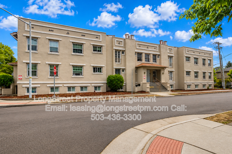 Corvallis Condo: 1745 NW Jackson Ave