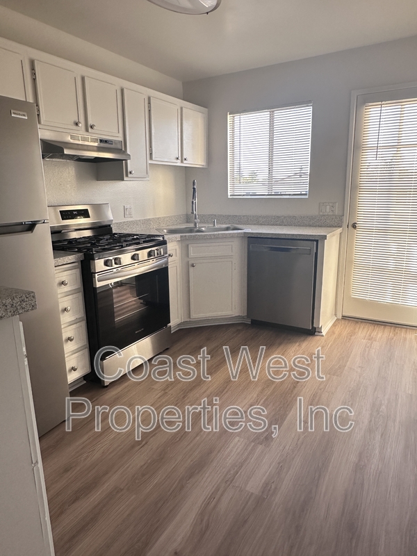 Carlsbad Condo: 495 Chestnut Ave - E