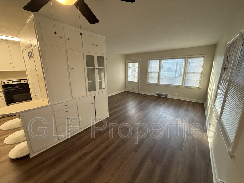 Nebraska City Condo: 219 N. 14th Street