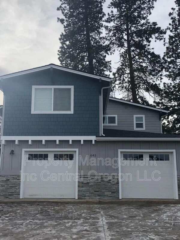 Bend Condo: 645 Southeast Reed Market Road
