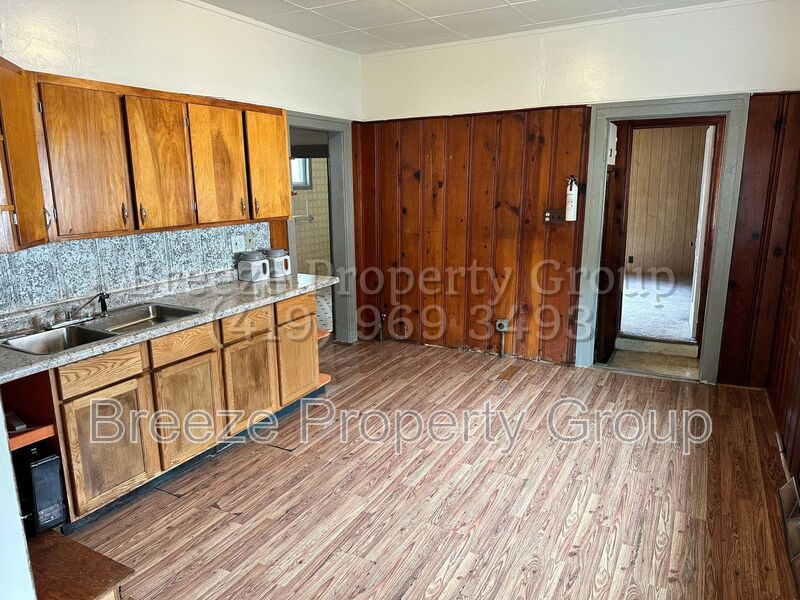 Toledo House: 714 Balfe St