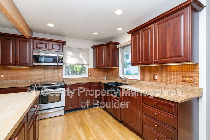 Main Rental Photo 6