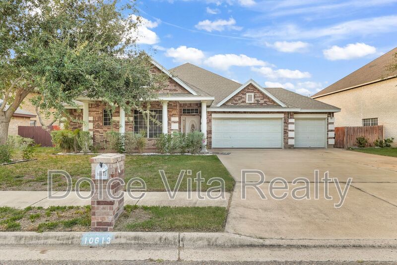 McAllen House: 10613 N 24th St