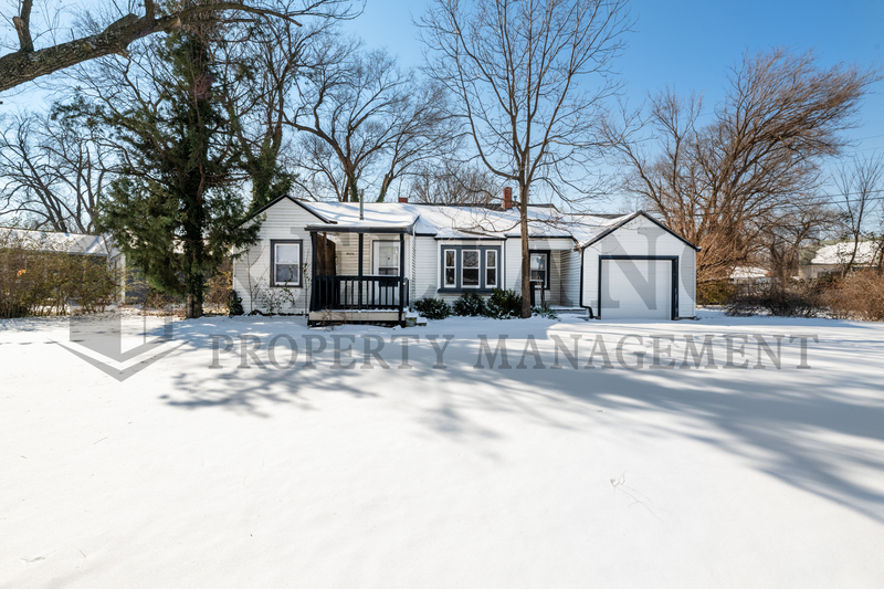 Wichita House: 4825 E Pine St