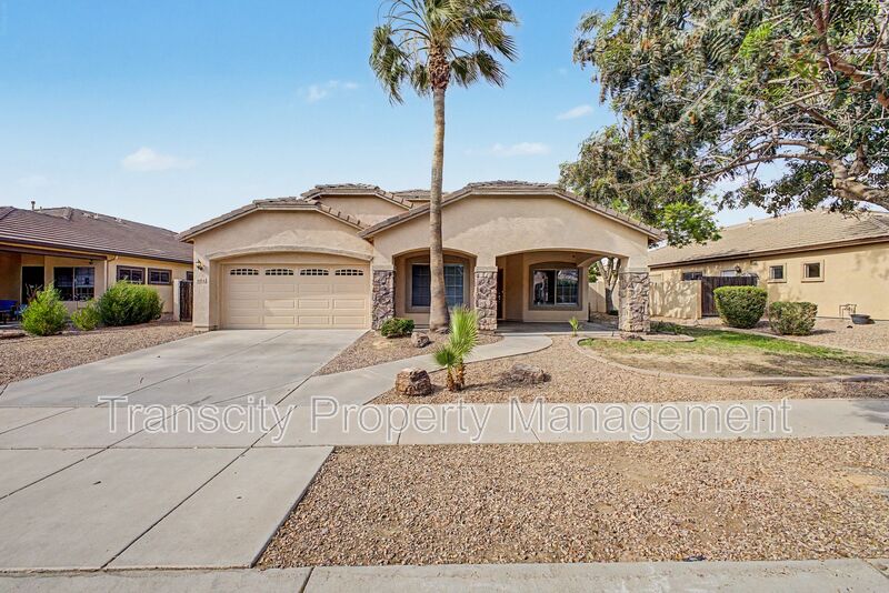 Gilbert House: 4164 E Claxton Ave