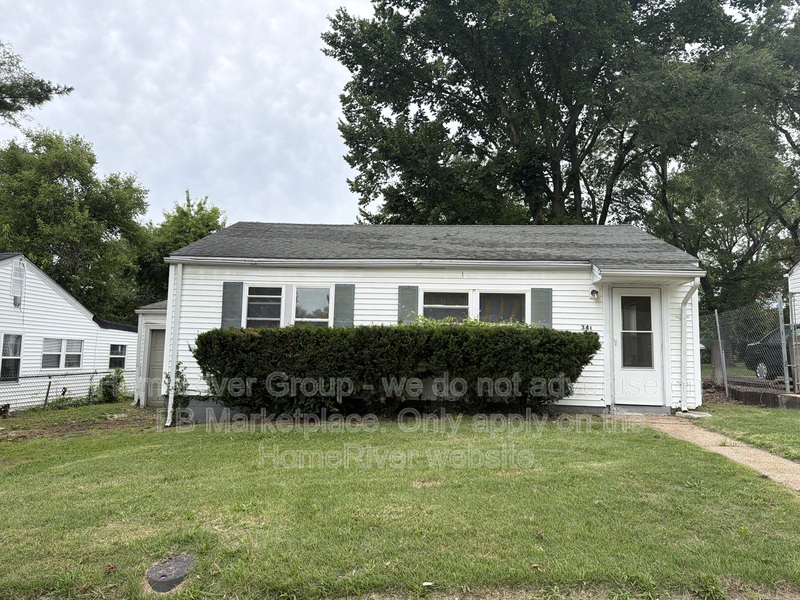 Saint Louis House: 341 Mueller Ave