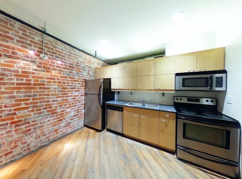 Richmond Condo: 301 Goshen Street