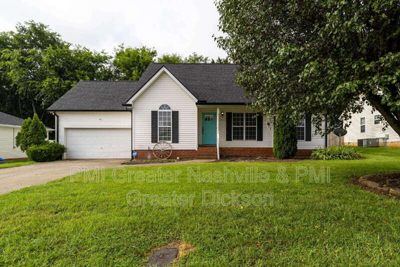Murfreesboro House: 2414 Lismore Drive
